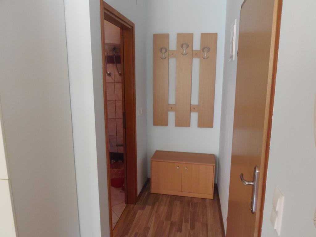 Milos Apartment Pula Cameră foto